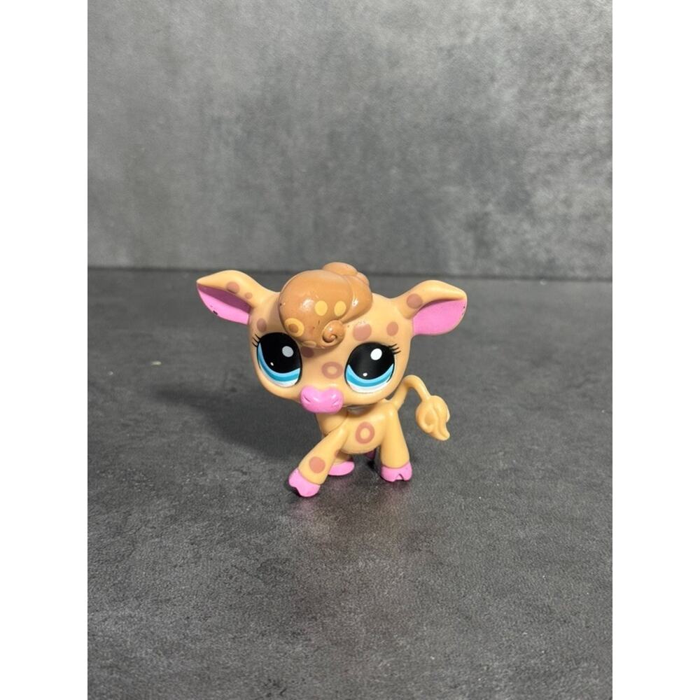 Littlest Pet Shop #2307 Brown Polka Dot Blue Dot Eyes Cow LPS